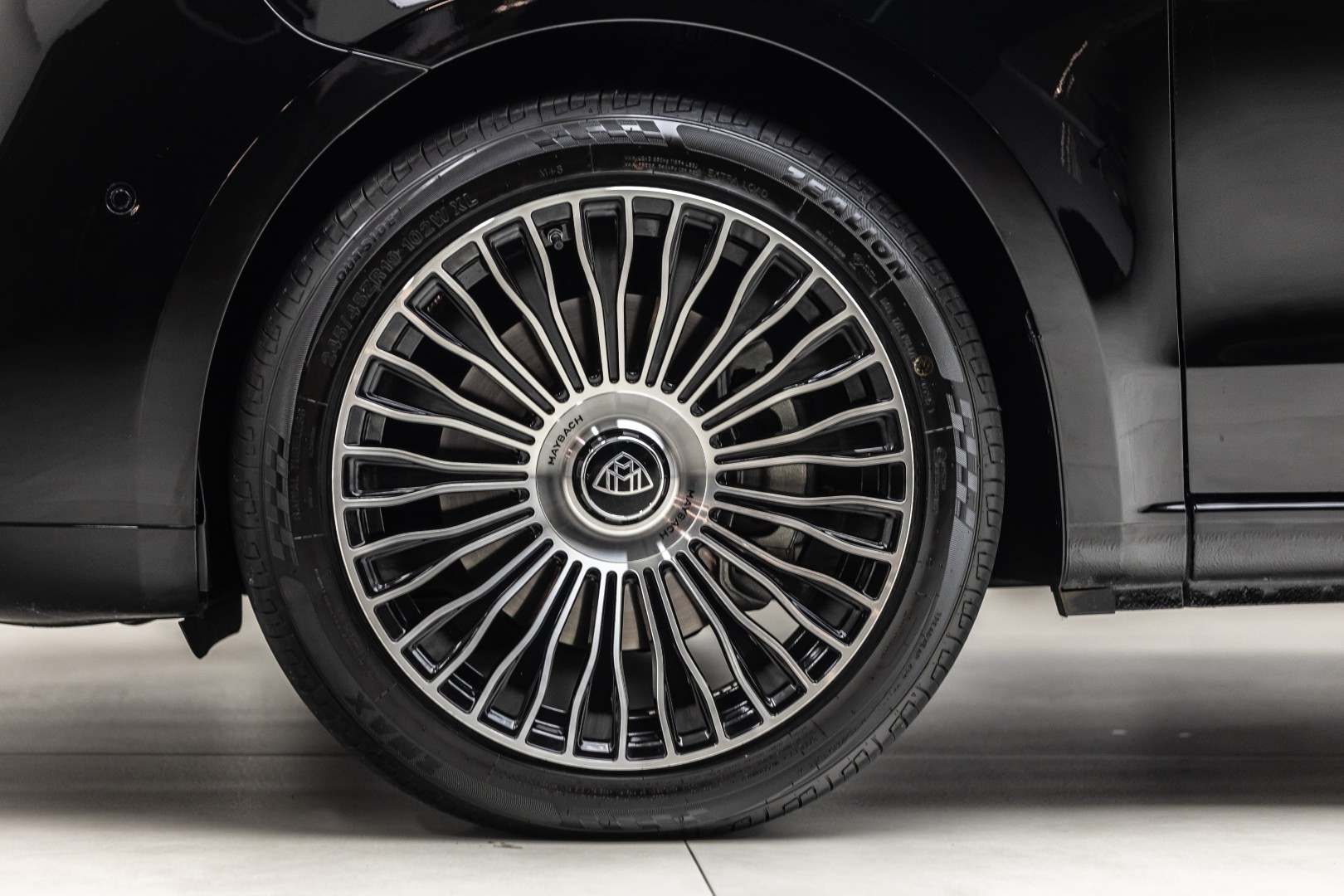 2025 MERCEDES-BENZ V300 MAYBACH | GCC SPEC 